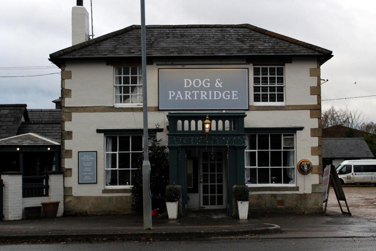 Dog And Partridge Inn Calne Eksteriør bilde